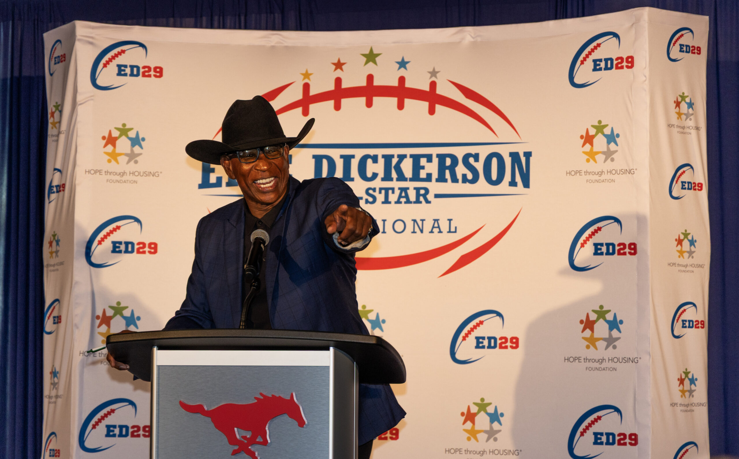 Eric Dickerson Learning Center Expands Youth Opportunities